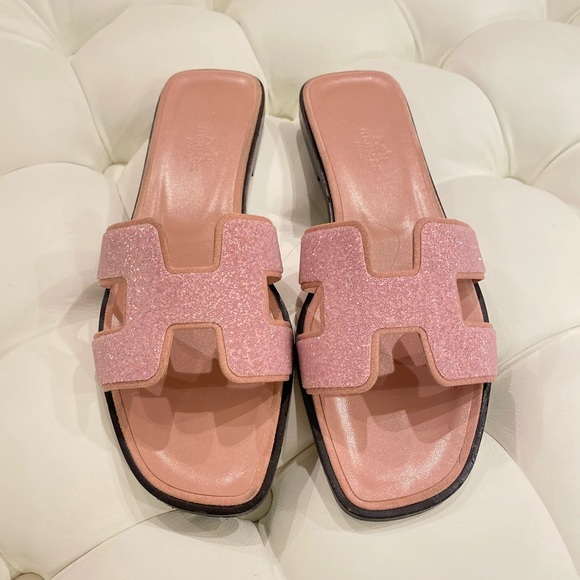 hermes pink slippers